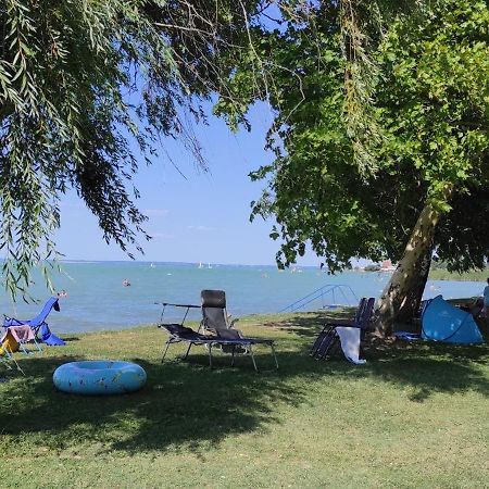 Onebeach Apartman Siofok Exterior photo